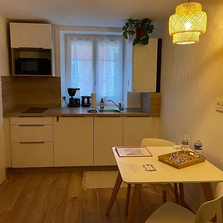 Centre *